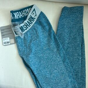 Calling gym shark lovers new with tags leggings size small